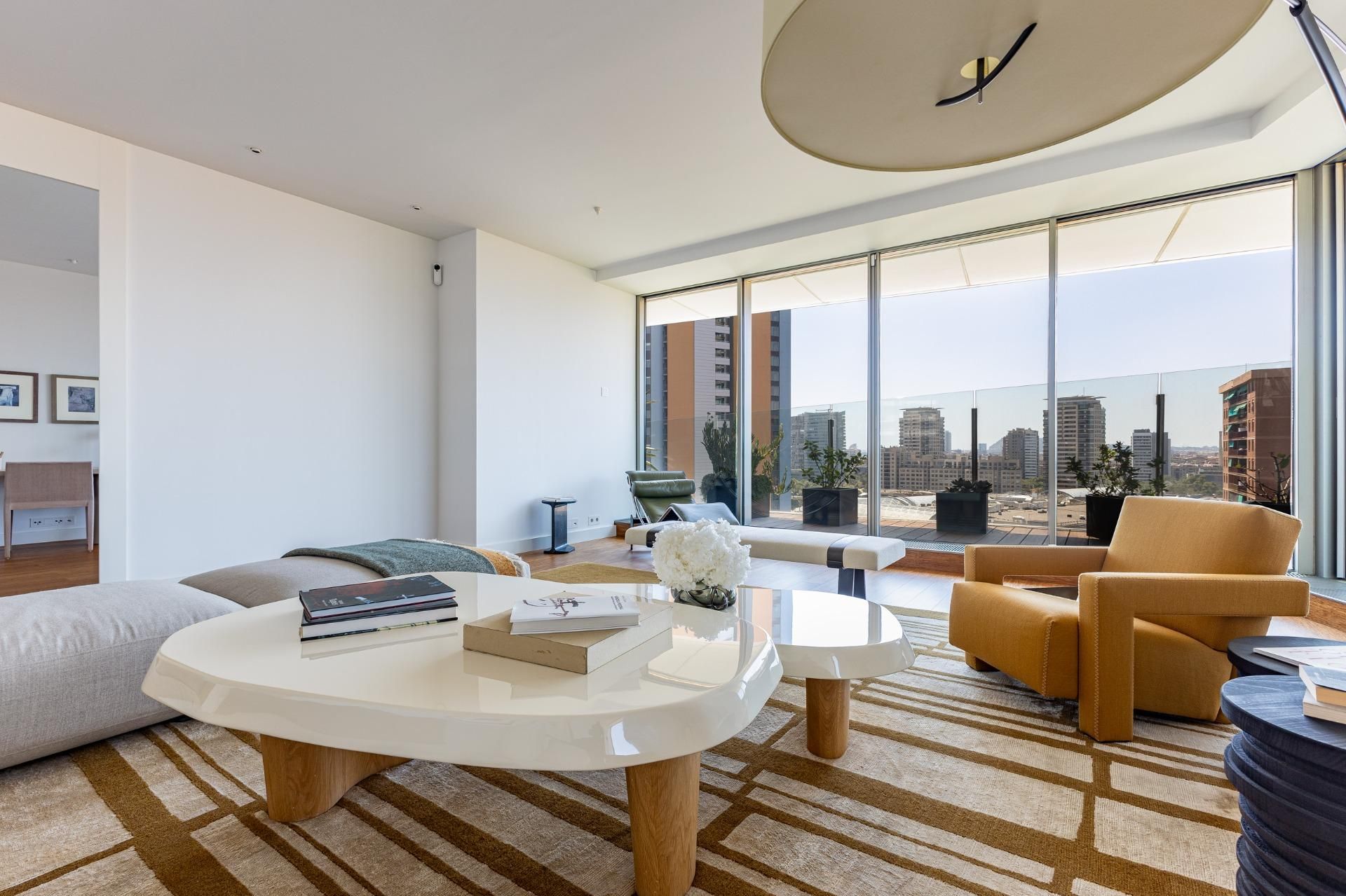 Sala d'estar de Pis en venda en  Barcelona Capital amb Aire condicionat, Calefacció i Parquet