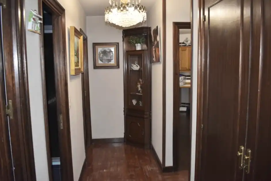 Wohnung zum Verkauf in Valladolid mit Parkett, Terrasse und Abstellraum