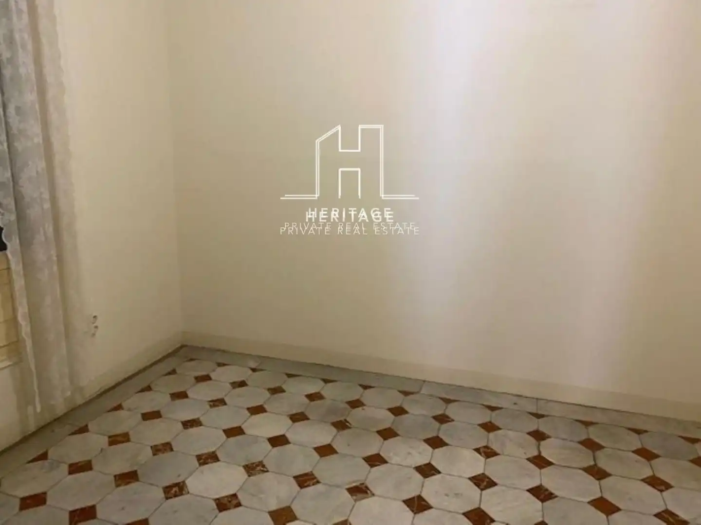 Wohnung zur Miete in Barcelona mit Klimaanlage, Heizung und Terrasse