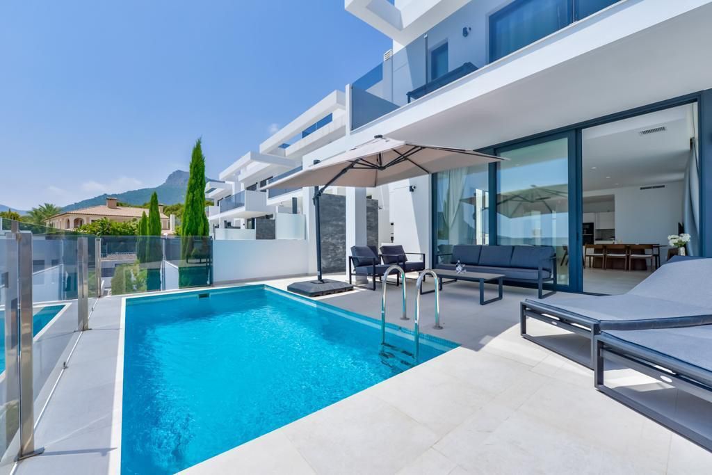 Vista exterior de Casa o xalet de lloguer en Calpe / Calp amb Aire condicionat, Jardí privat i Terrassa