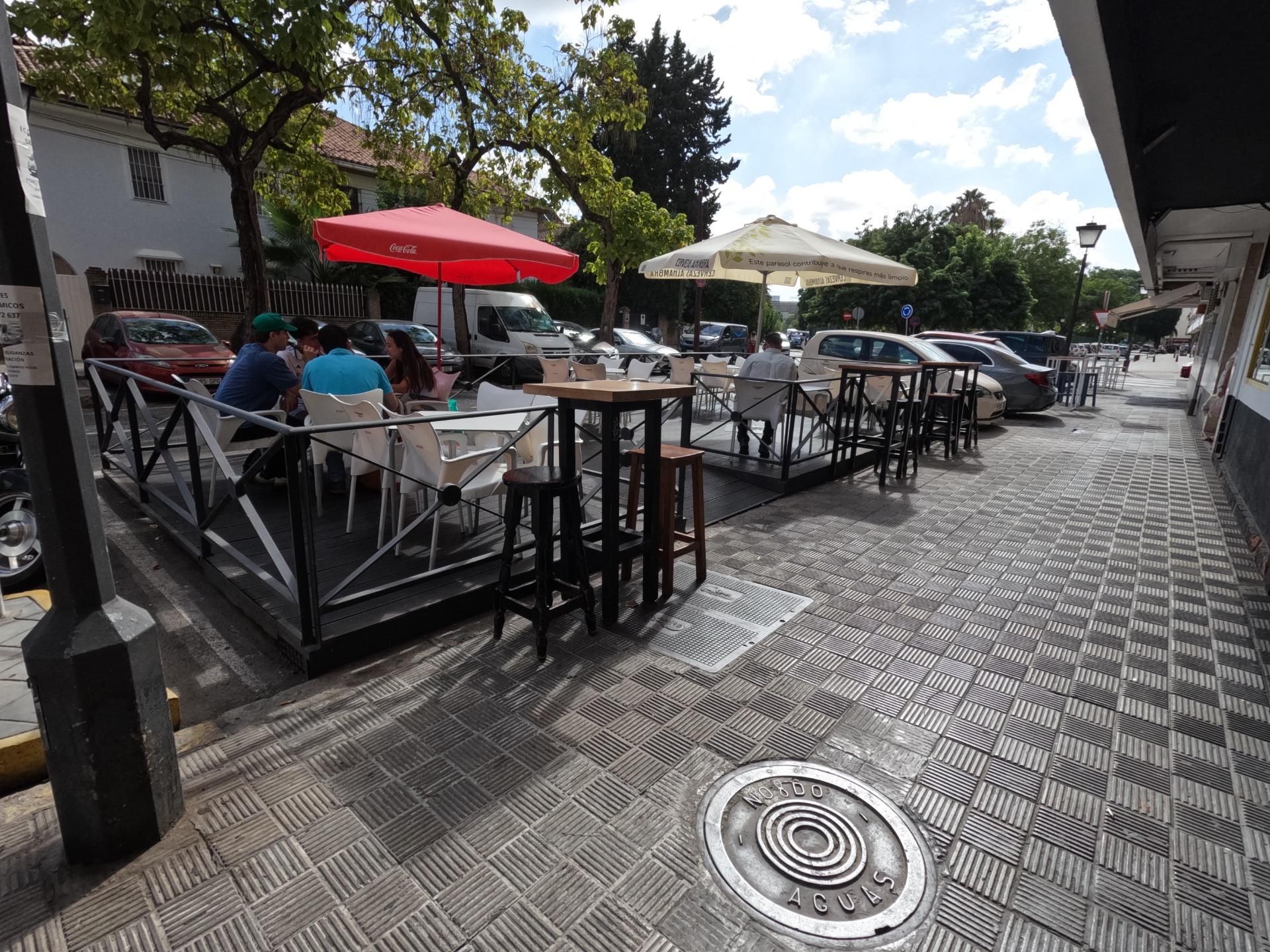 Terrassa de Local de lloguer en  Sevilla Capital