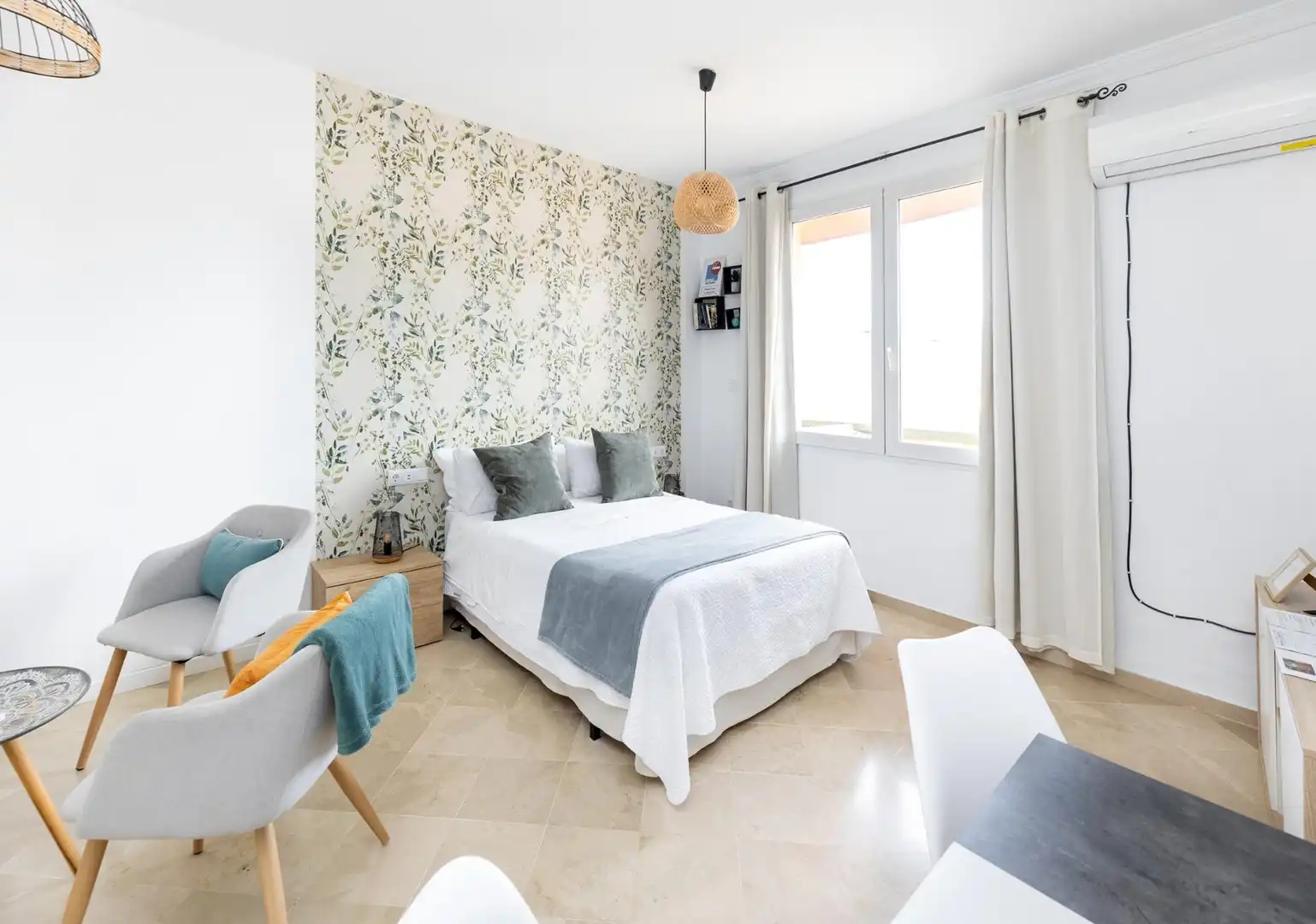 Schlafzimmer von Wohnung zum Verkauf in Granada mit Klimaanlage, Terrasse und Möbliert
