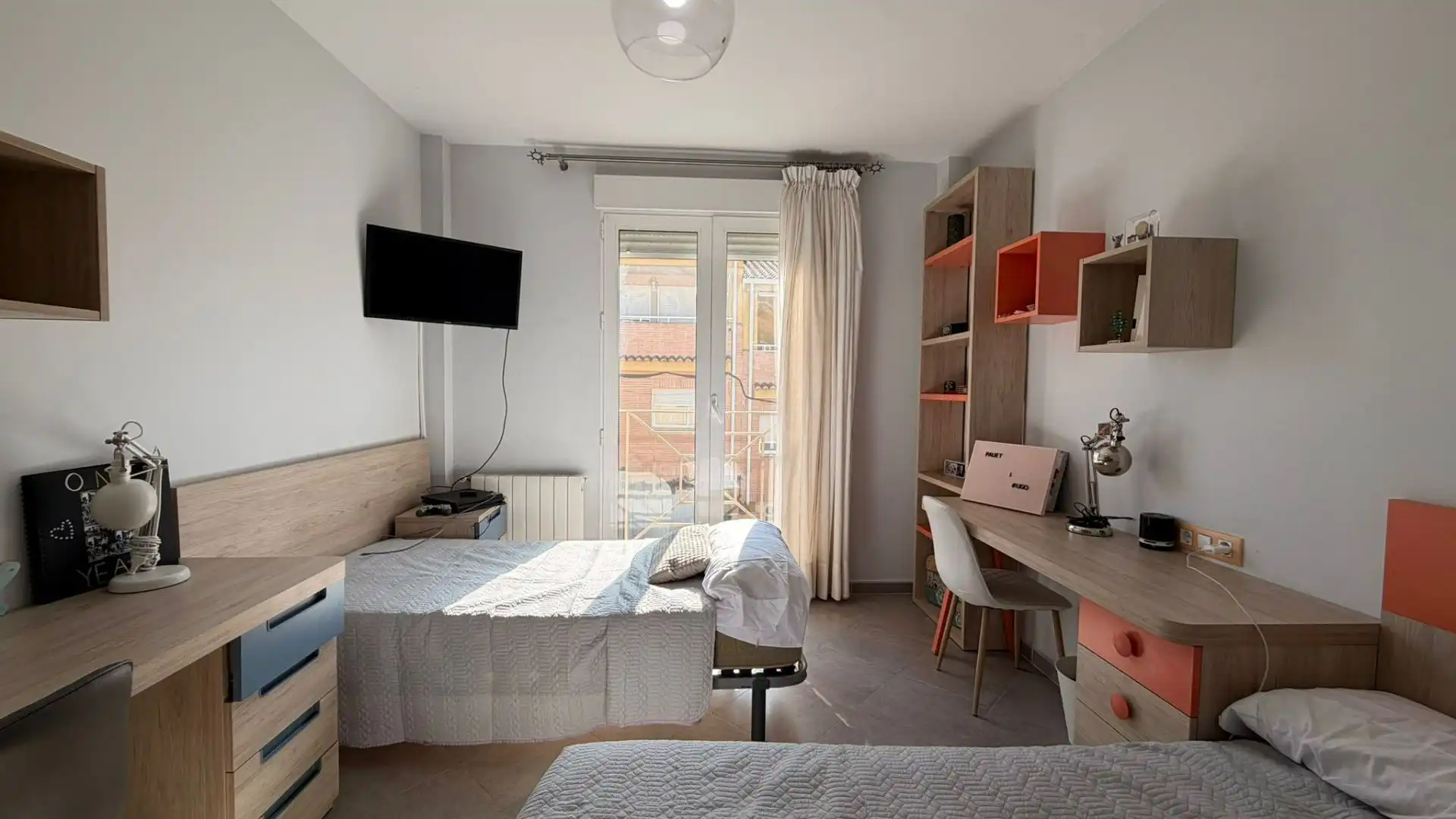 Schlafzimmer von Einfamilien-Reihenhaus zum Verkauf in Villanueva de Castellón mit Klimaanlage und Abstellraum