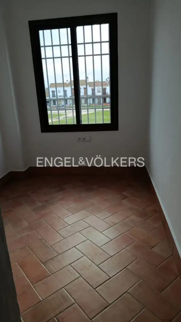 Casa adosada en venta en Almonte con Aire acondicionado, Calefacción y Piscina