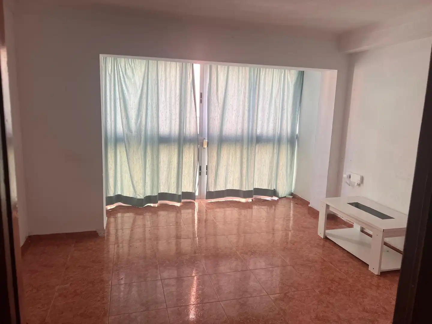 Living room of Flat for sale in Mislata  with Air Conditioner and Alarm