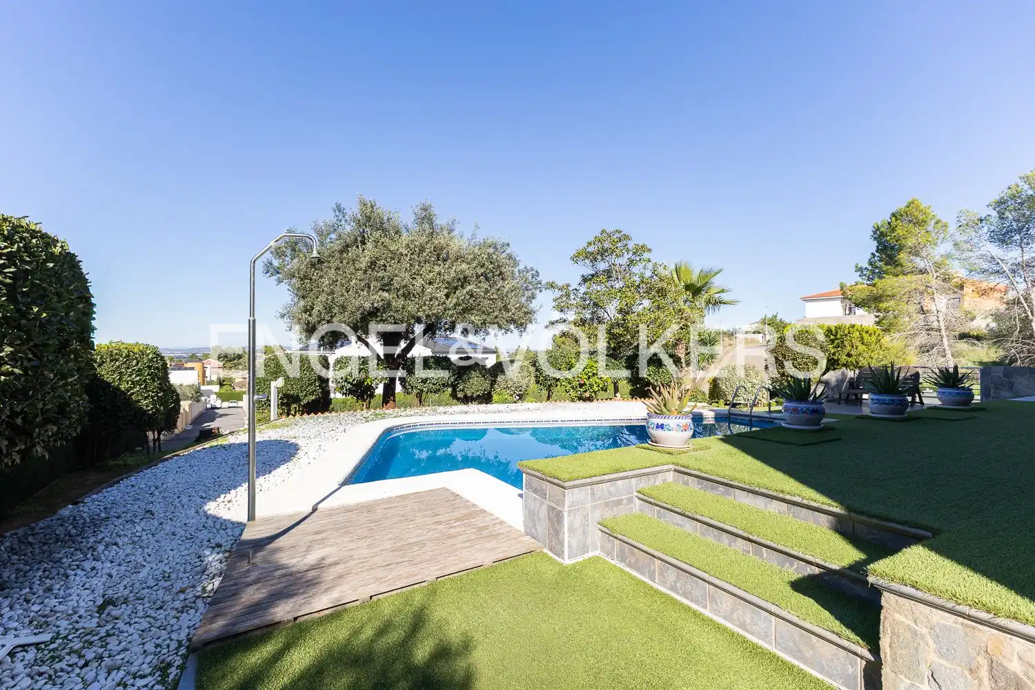Swimming pool of Houses for sale in Carcaixent  with Air Conditioner, Heating and Private garden