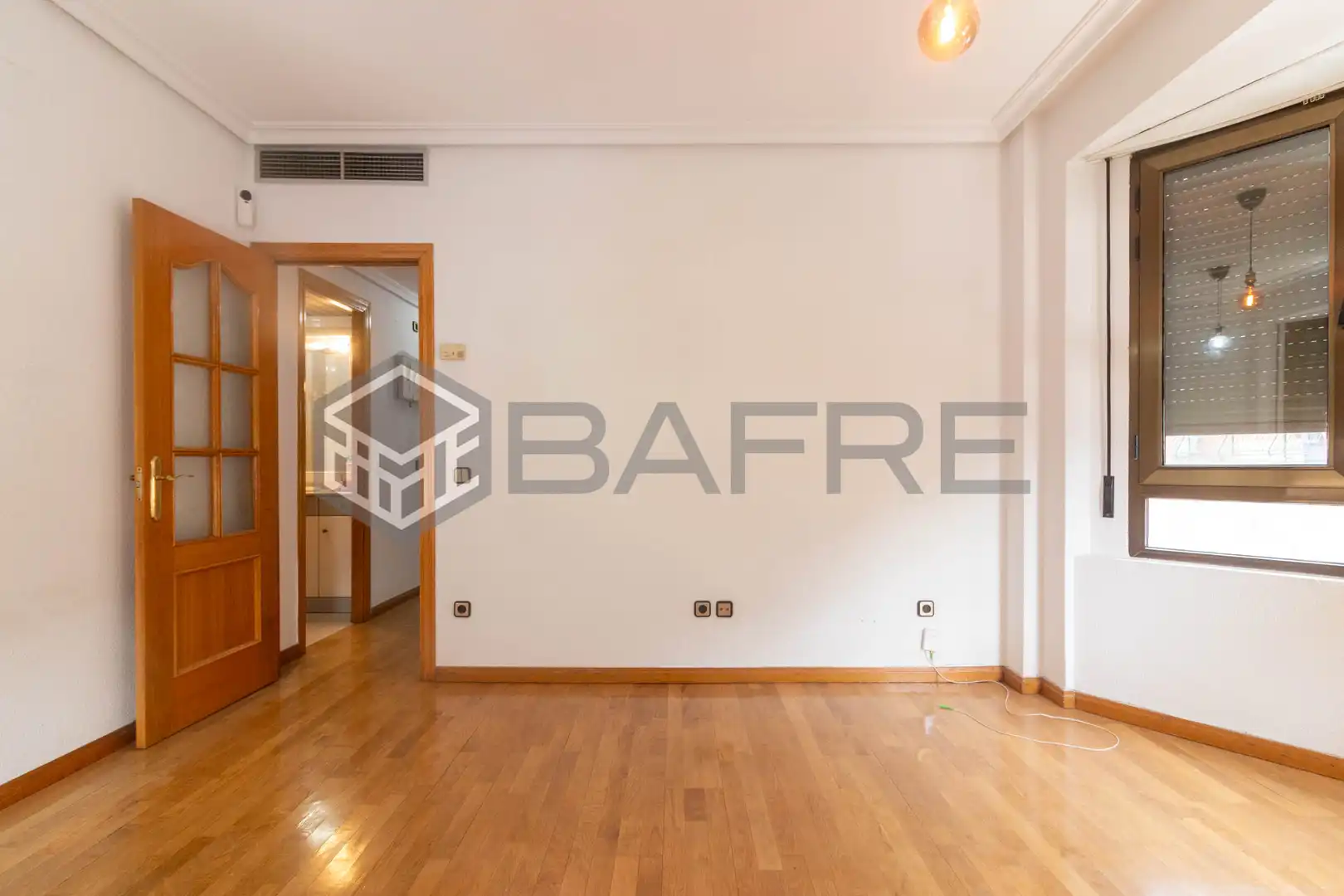 Habitación de Piso en venta en Madrid con Aire acondicionado