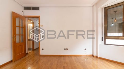 Foto 5 de Piso en venta en Calle de Nicolás Sánchez, Pradolongo, Madrid Capital