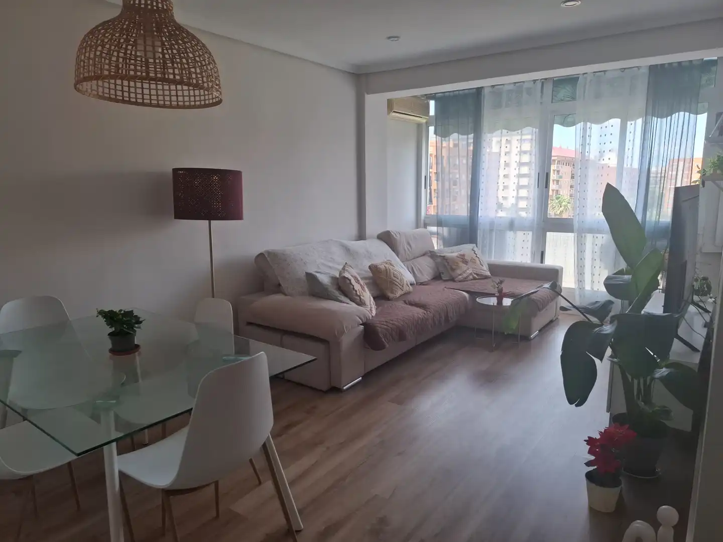 Apartamento de alquiler en Carrer del Pintor Maella, Penya - Roja - Avda. Francia