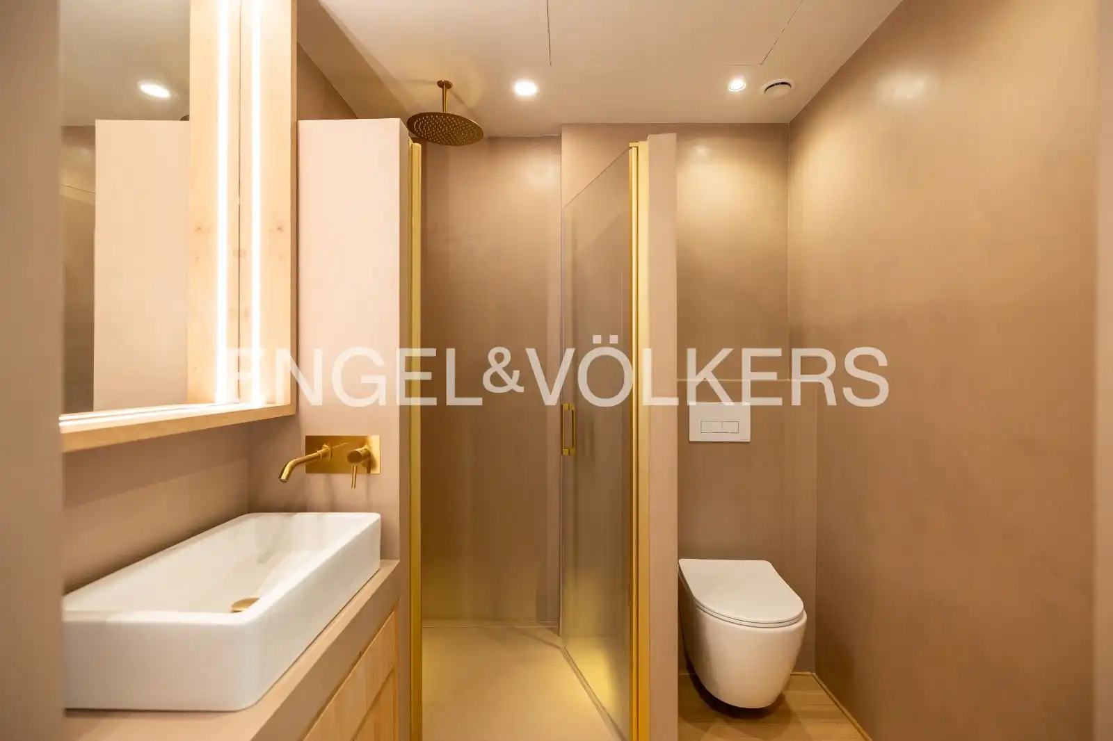 Baño de Piso en venta en Barcelona con Aire acondicionado, Calefacción y Parquet