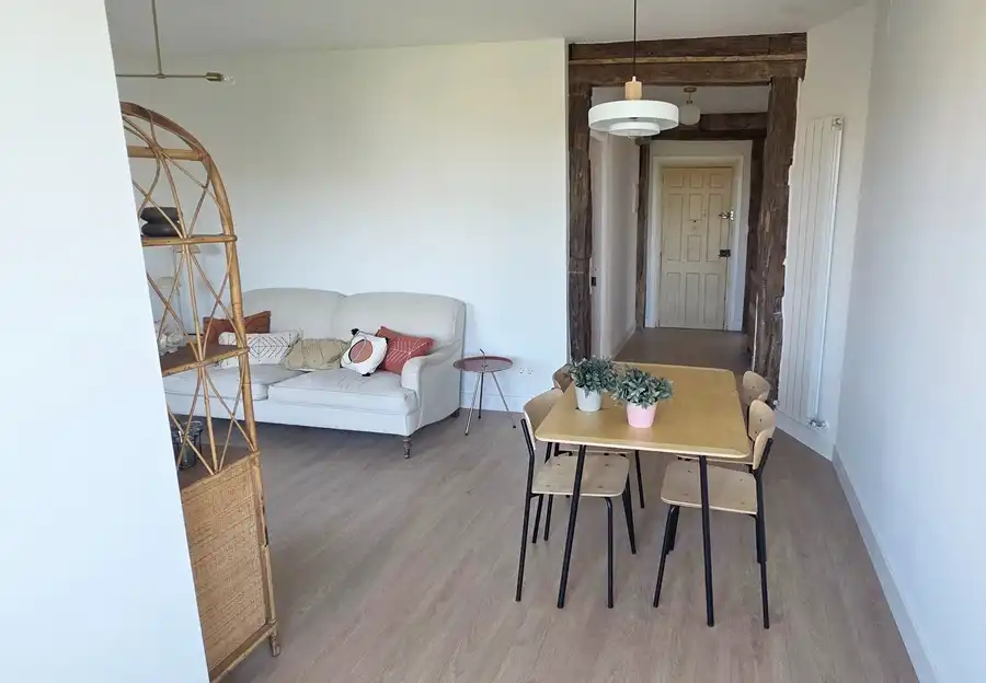 Menjador de Apartament de lloguer en Gorliz amb Calefacció, Moblat i Forn
