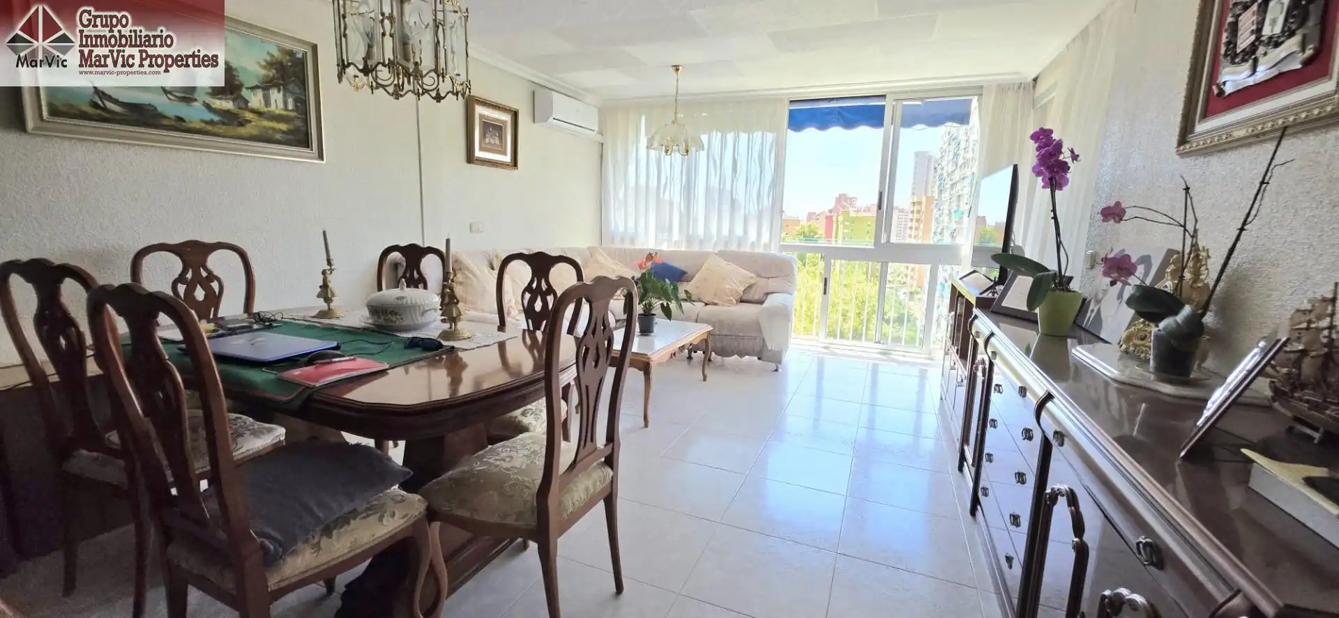 Comedor de Apartamento en venta en Benidorm con Aire acondicionado, Jardín privado y Amueblado