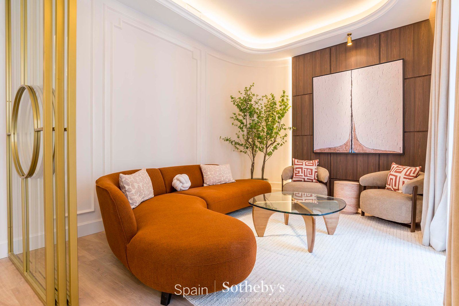 Living room of Apartments for sale in  Madrid Capital  with Air Conditioner and Terrace