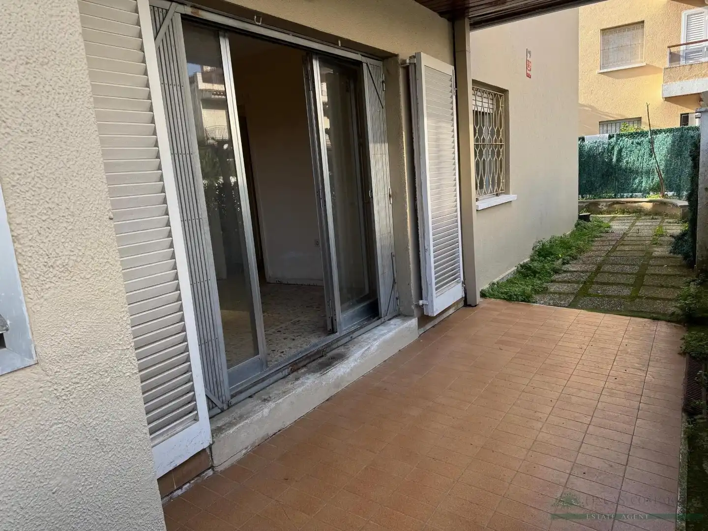 Terrasse von Wohnungen zum Verkauf in Castell d'Aro, Platja d'Aro i s'Agaró mit Terrasse, Alarm und Gemeinschaftspool