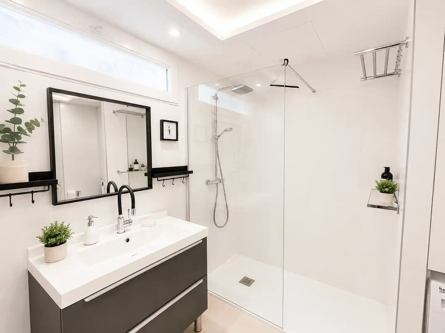 Baño de Piso en venta en Benalmádena con Aire acondicionado, Terraza y Amueblado