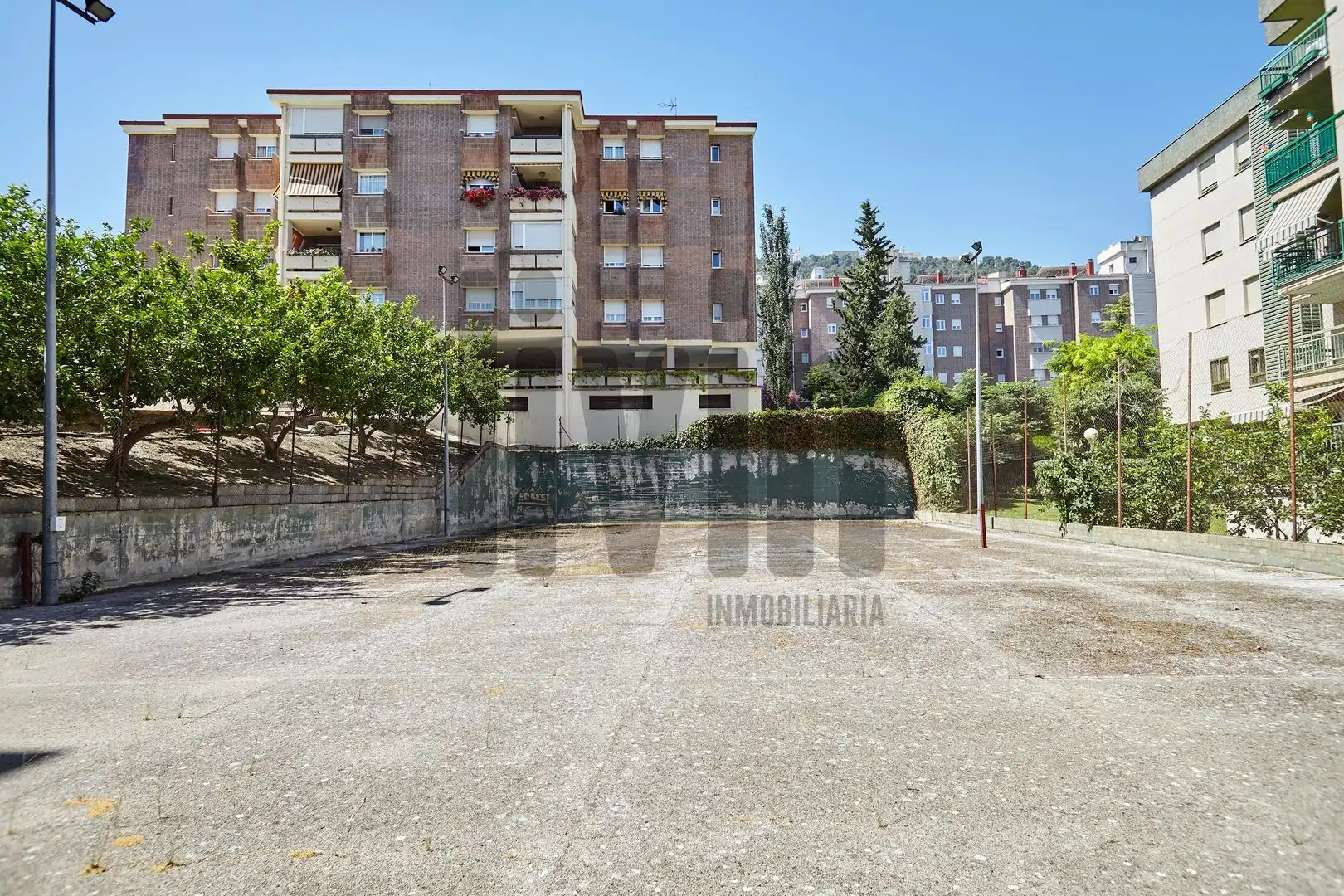 Aparcament de Pis en venda en Jaén amb Aire condicionat, Calefacció i Traster