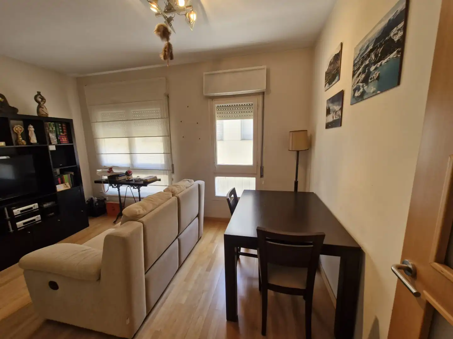 Sala d'estar de Pis en venda en Barcelona amb Parquet i Forn