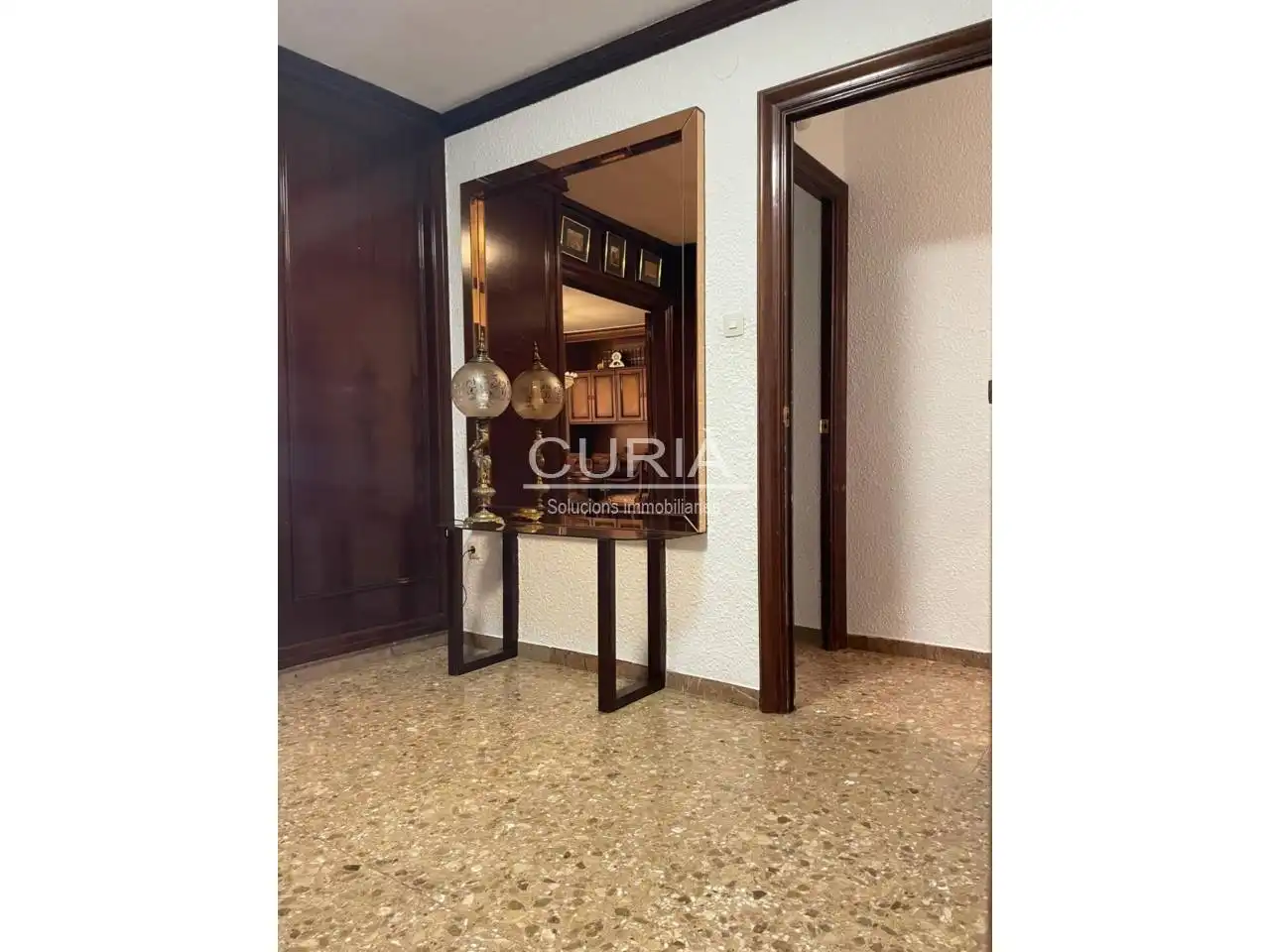 Flat for rent in Instituts - Universitat