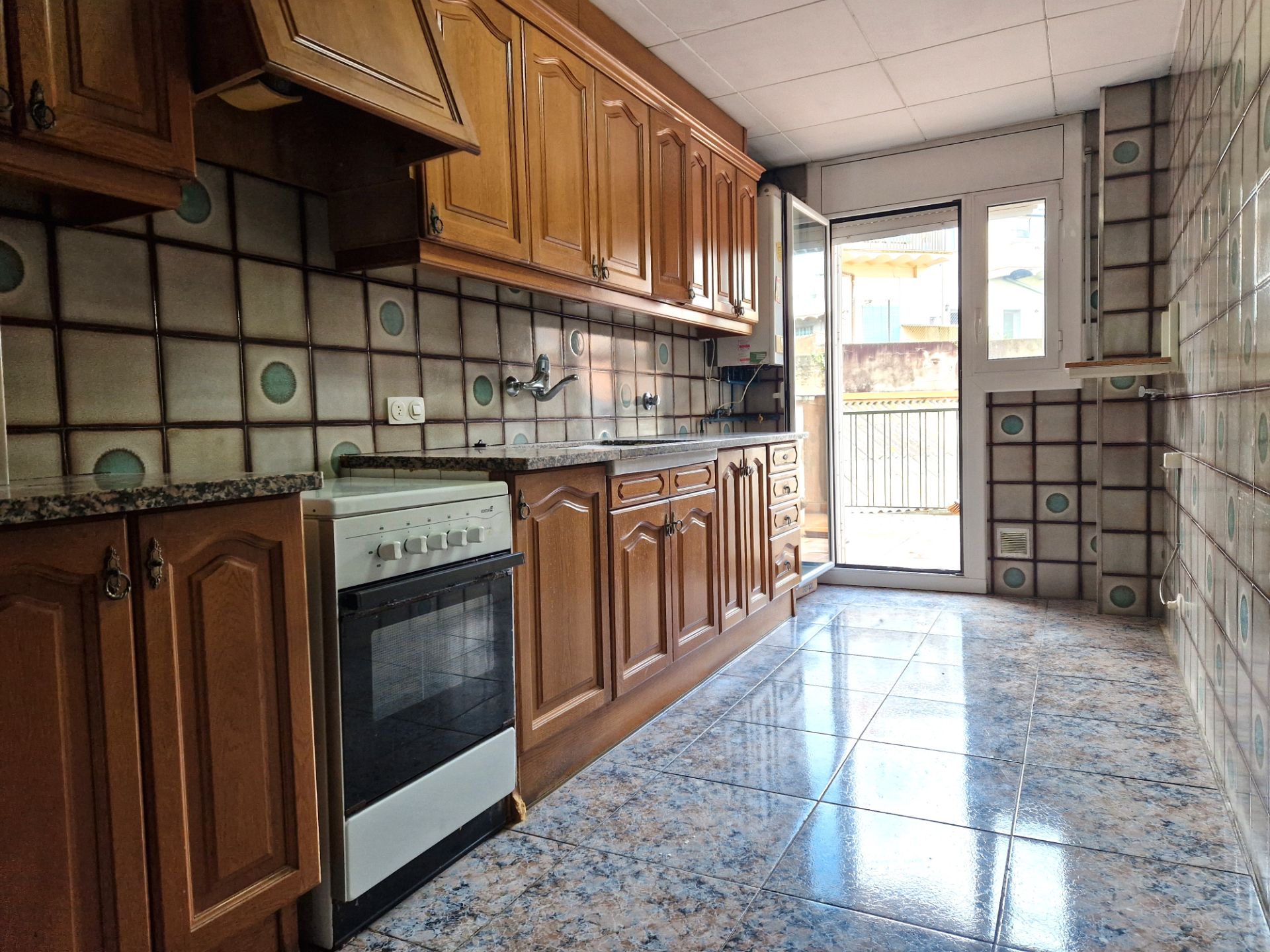 Kitchen of Flat for sale in Olot  with Heating, Terrace and Storage room