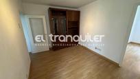 Bedroom of Flat to rent in  Madrid Capital  with Air Conditioner and Washing machine
