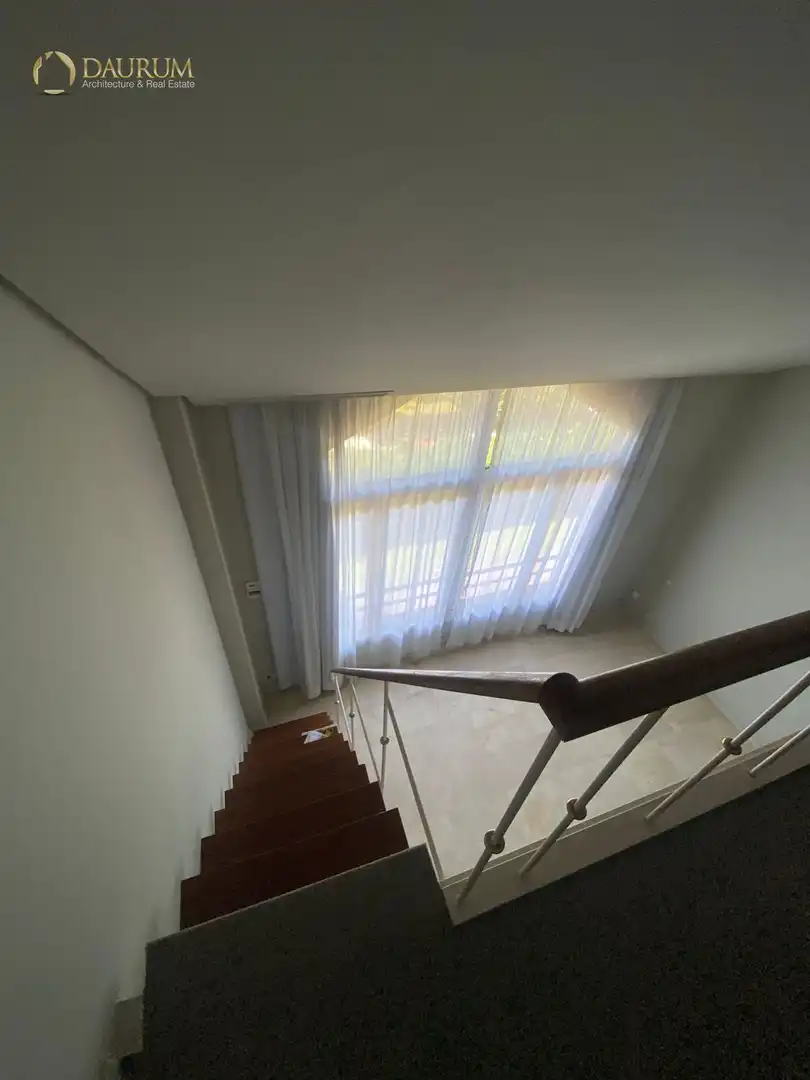 Dúplex en venta en Madrid con Aire acondicionado, Calefacción y Trastero