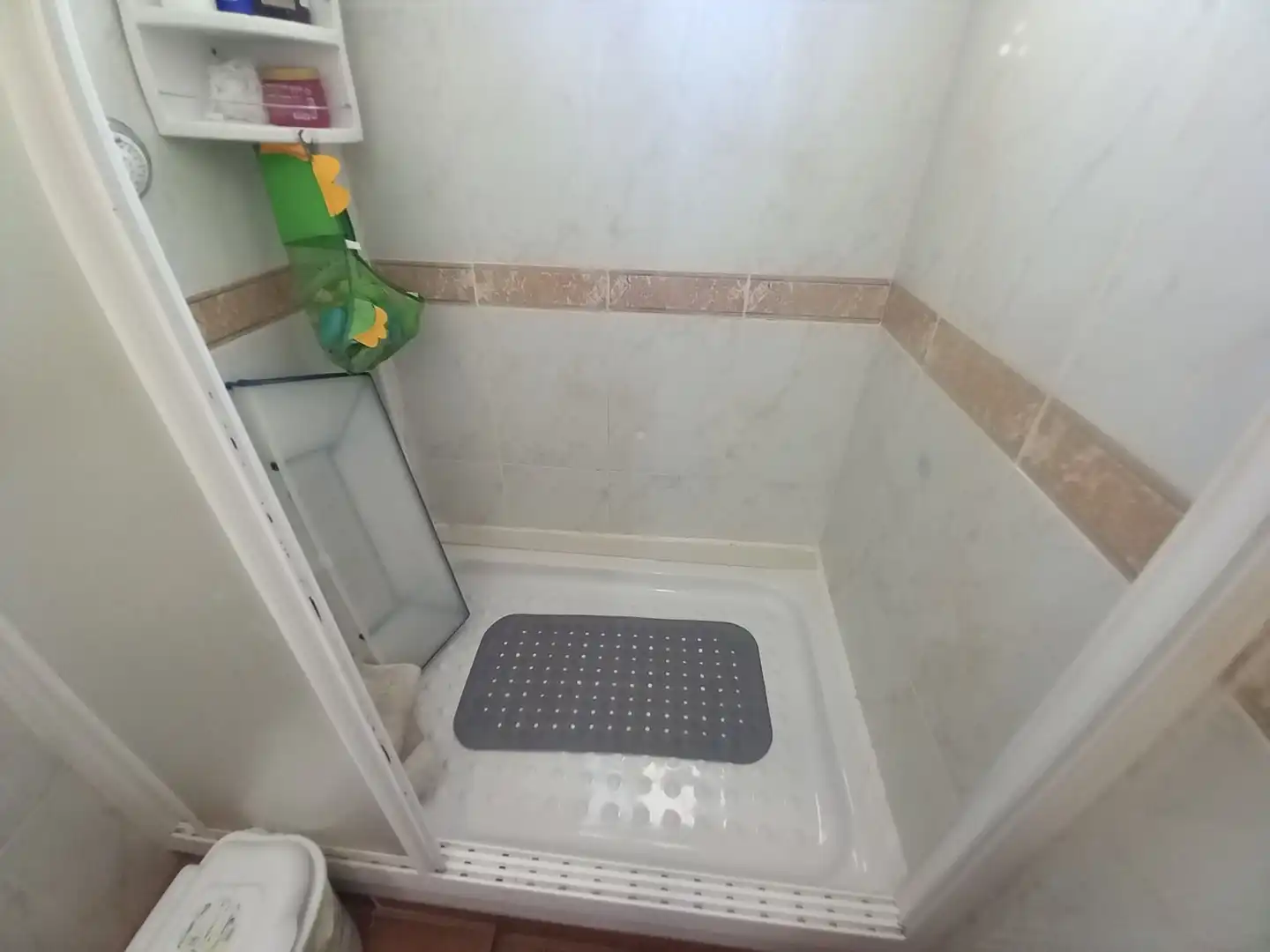Bany de Pis en venda en Ronda amb Aire condicionat, Calefacció i Terrassa