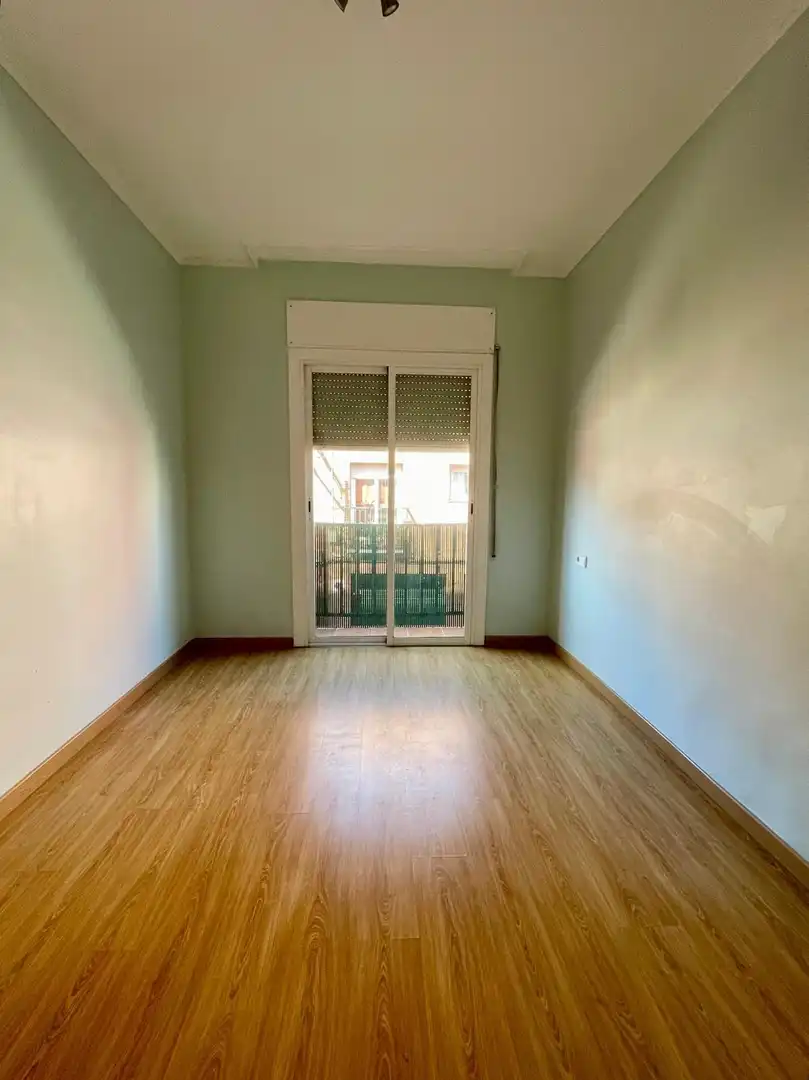 Habitación de Ático en venta en Mataró con Aire acondicionado, Calefacción y Terraza
