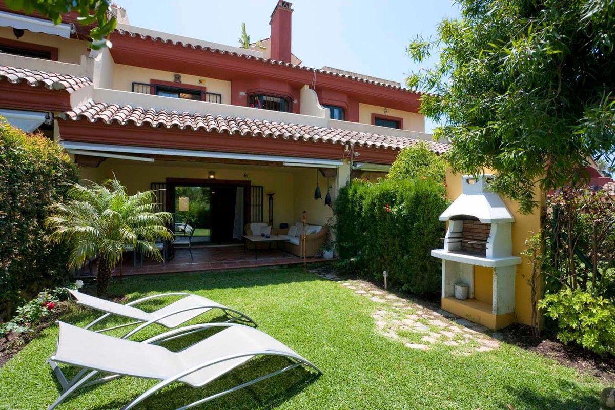 Jardí de Casa o xalet de lloguer en Marbella amb Aire condicionat, Jardí privat i Terrassa