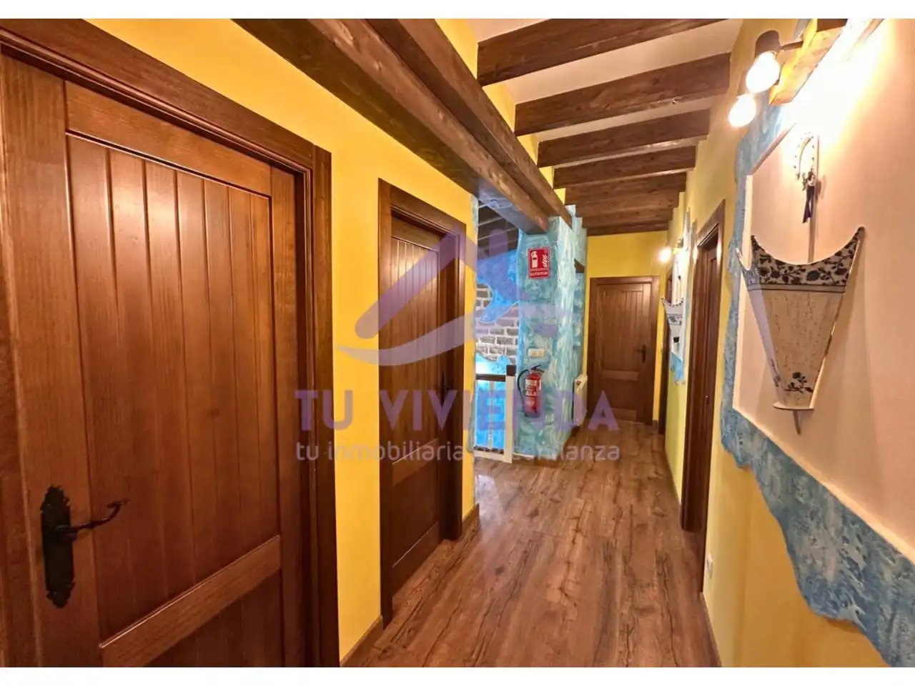 Casa o chalet en venta en Bustillo de la Vega con Jardín privado, Piscina y Amueblado