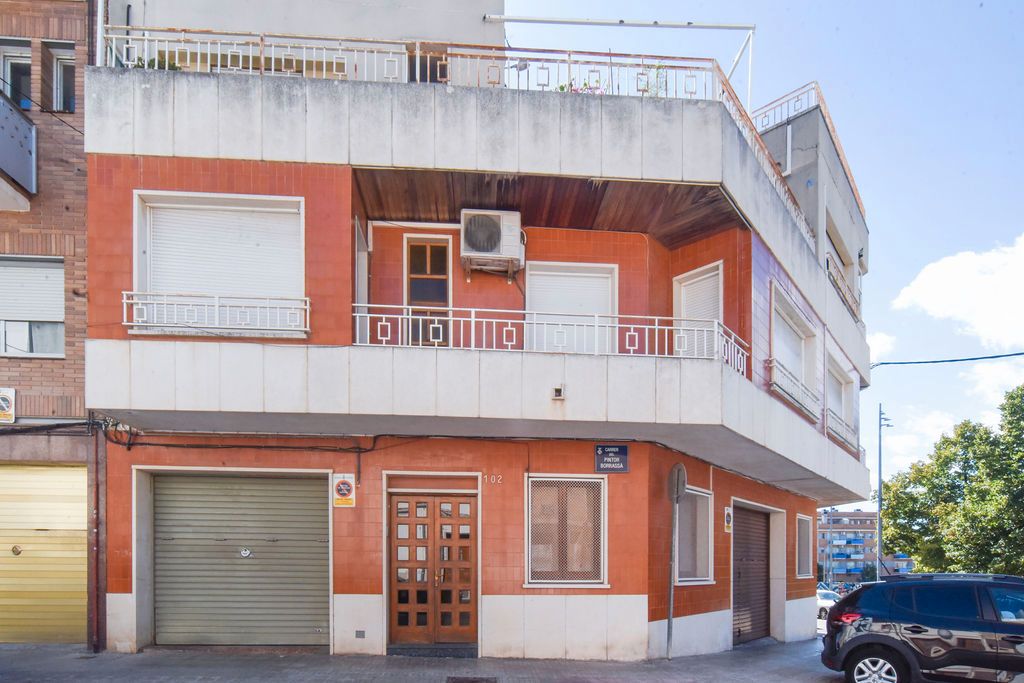 Exterior view of Flat for sale in Terrassa
