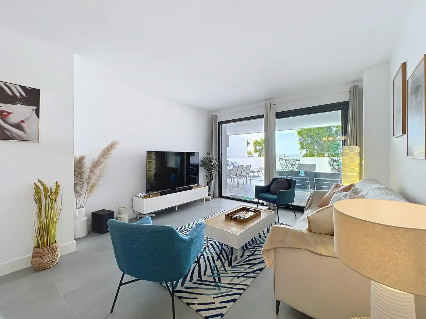 Sala d'estar de Planta baixa en venda en Manilva Pueblo