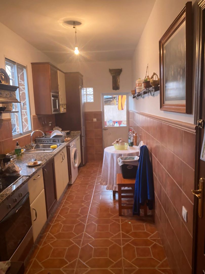 Cuina de Casa o xalet en venda en La Carlota amb Aire condicionat, Jardí privat i Piscina