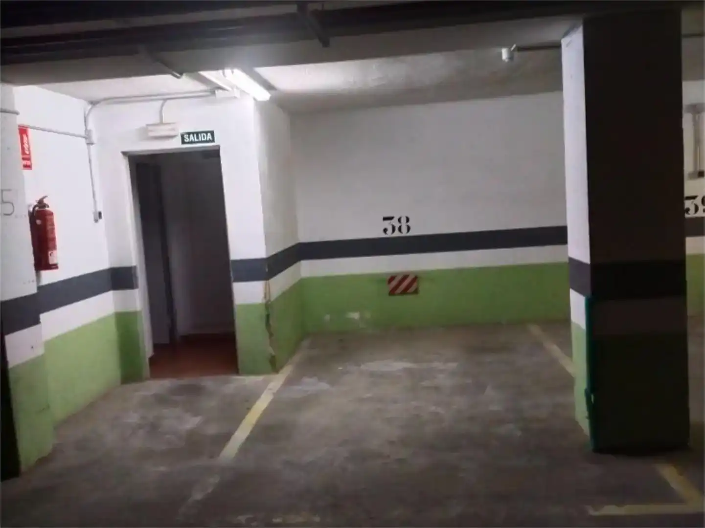 Parking of Garage for rent in La Pobla de Farnals