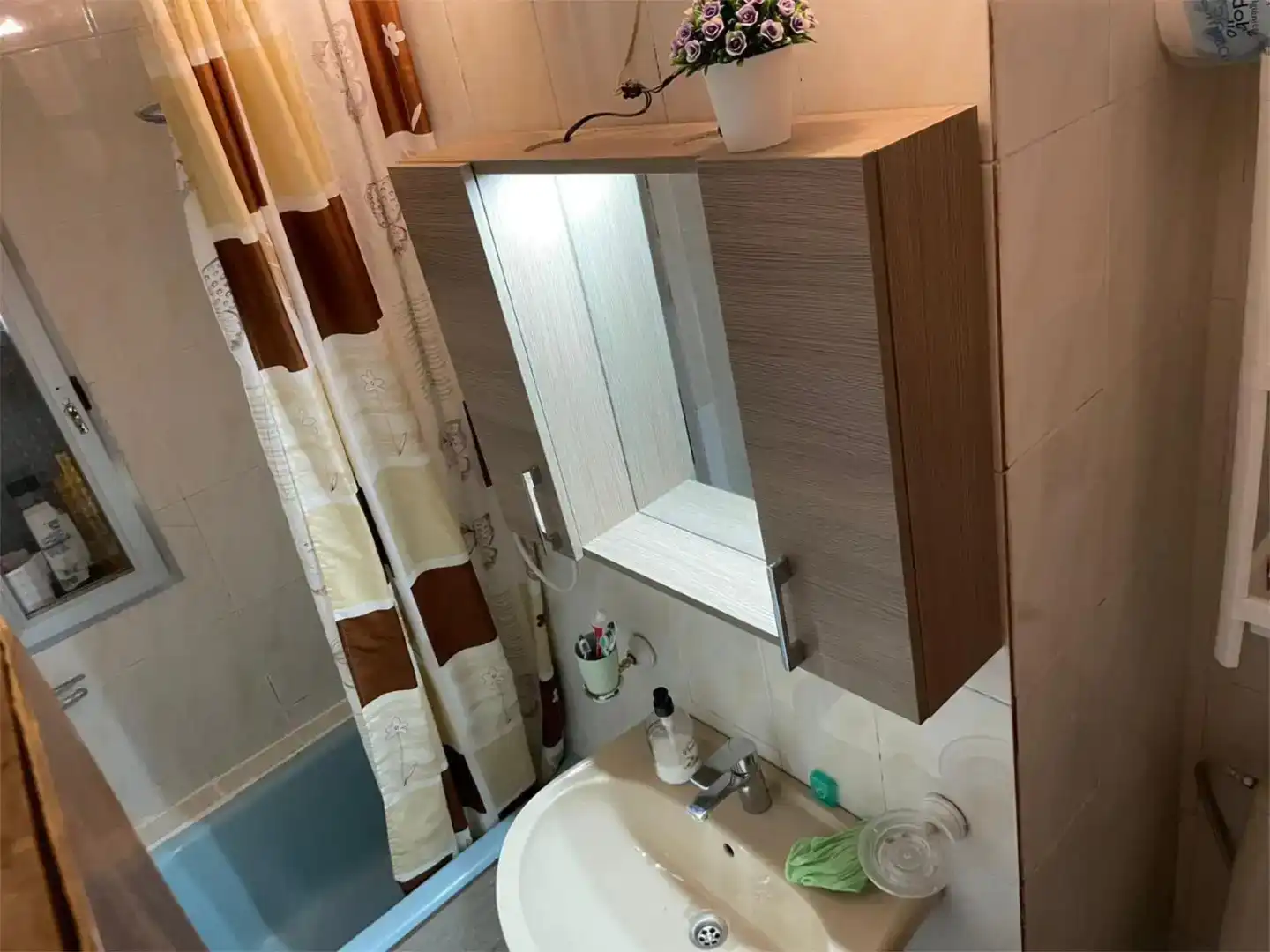 Badezimmer von Wohnung zum Verkauf in Villa de Vallecas