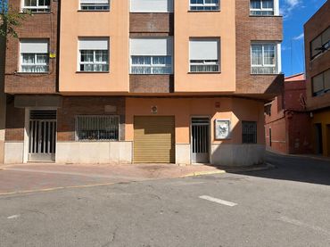 Local comercial en venta en Plaza Sagrada Familia