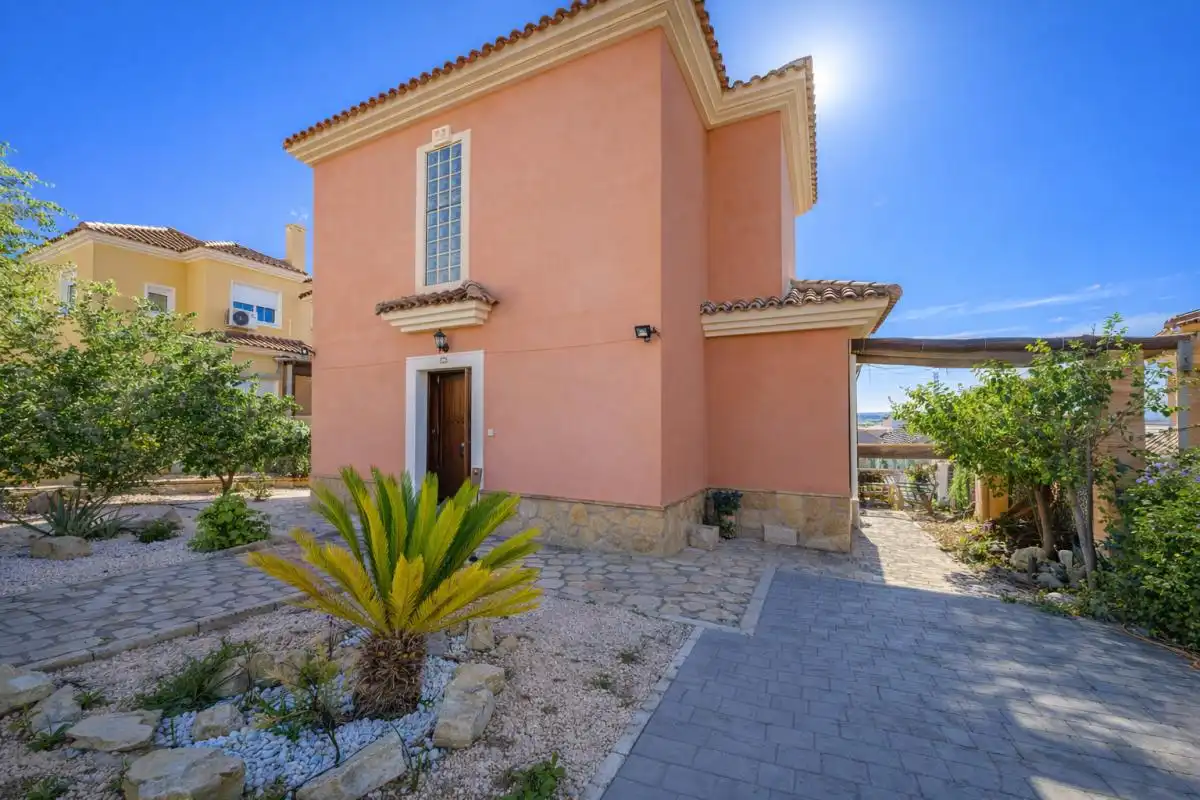 Casa o chalet en venta en Carrer de ľEspígol, Bonalba - Cotoveta