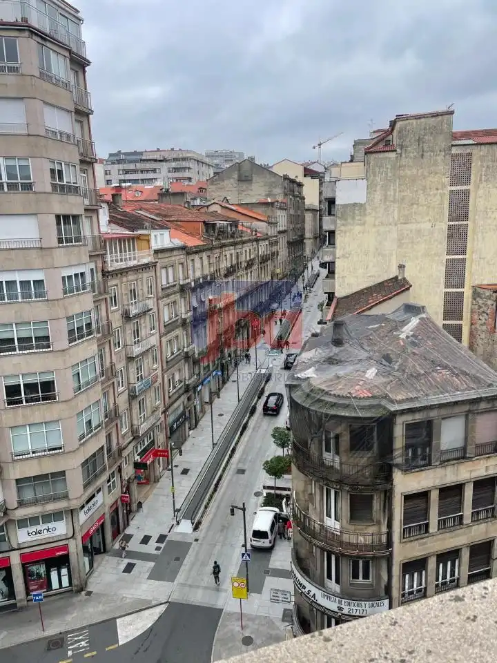 Außenansicht von Dachboden zur Miete in Ourense Capital  mit Heizung, Terrasse und Abstellraum