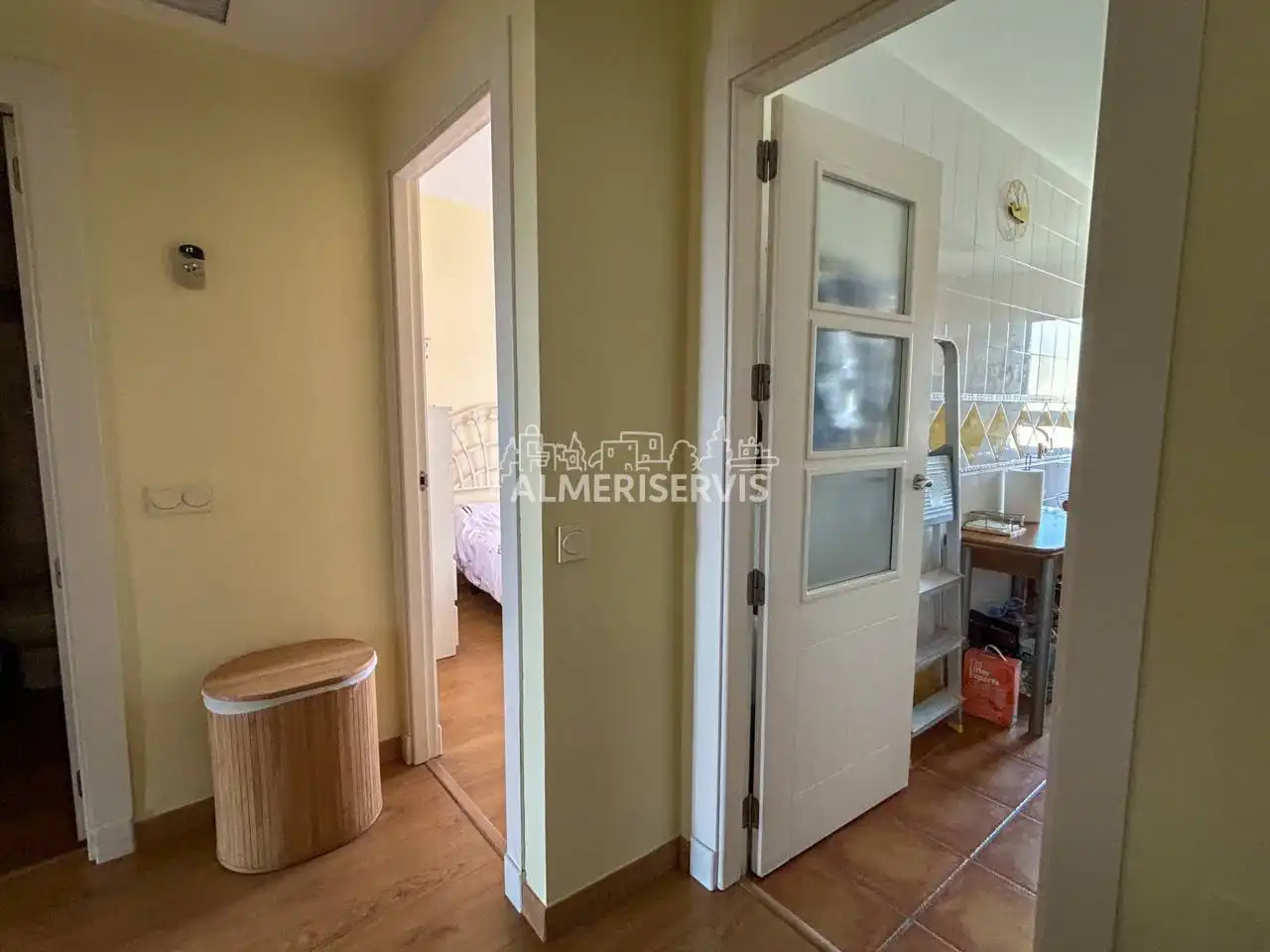 Habitación de Piso de alquiler en El Ejido con Terraza, Amueblado y Piscina comunitaria