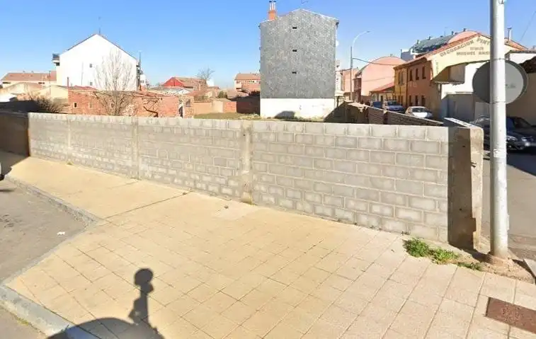 Terreni e lotti in vendita a La Lastra, imagen 2