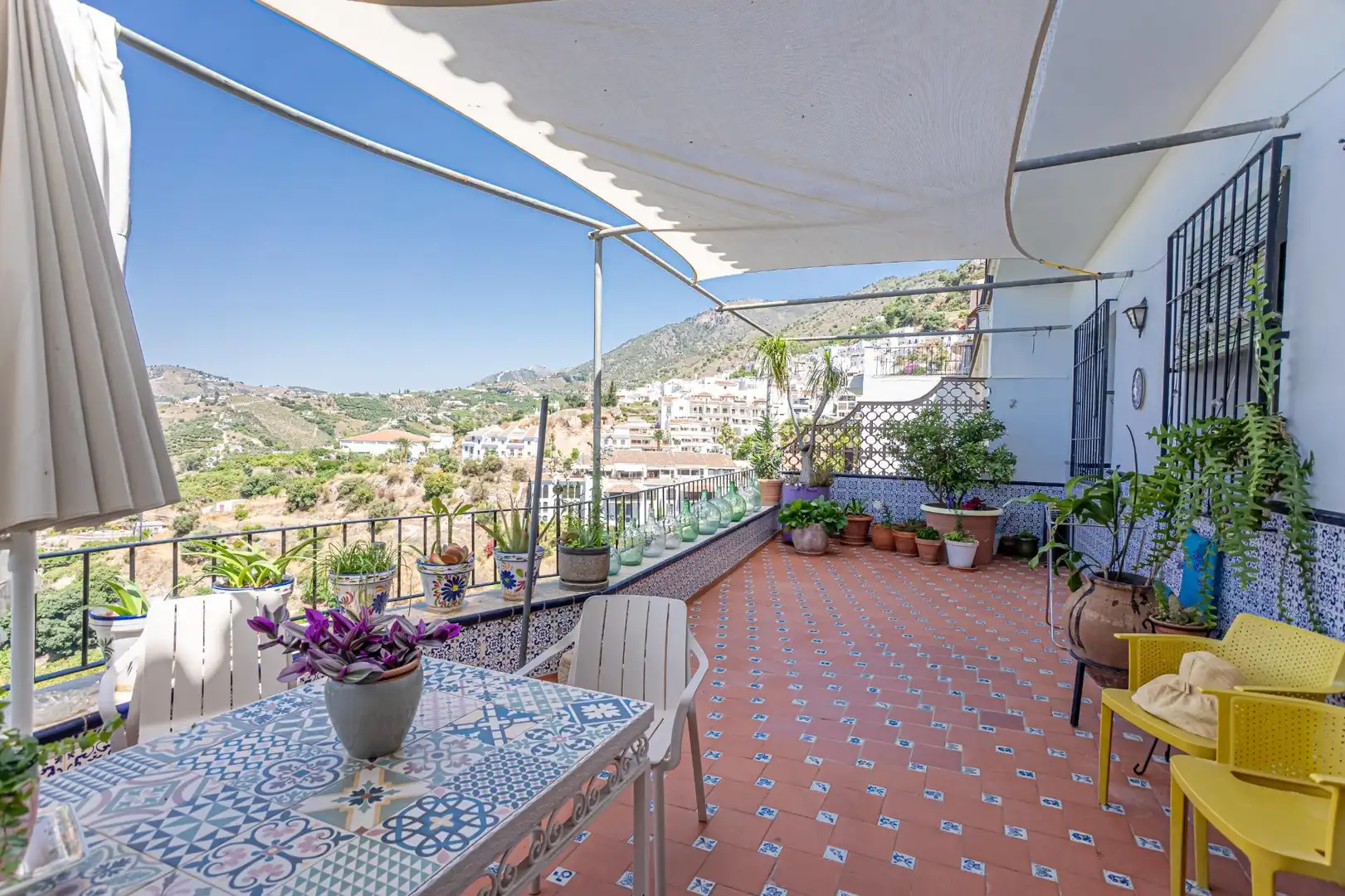 Terrassa de Casa o xalet en venda en Frigiliana amb Aire condicionat, Calefacció i Jardí privat