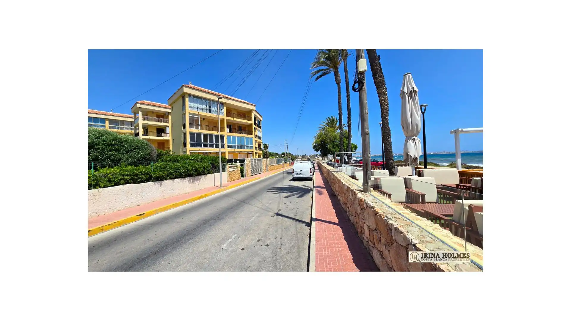 Vista exterior de Piso en venta en Torrevieja con Aire acondicionado, Jardín privado y Terraza