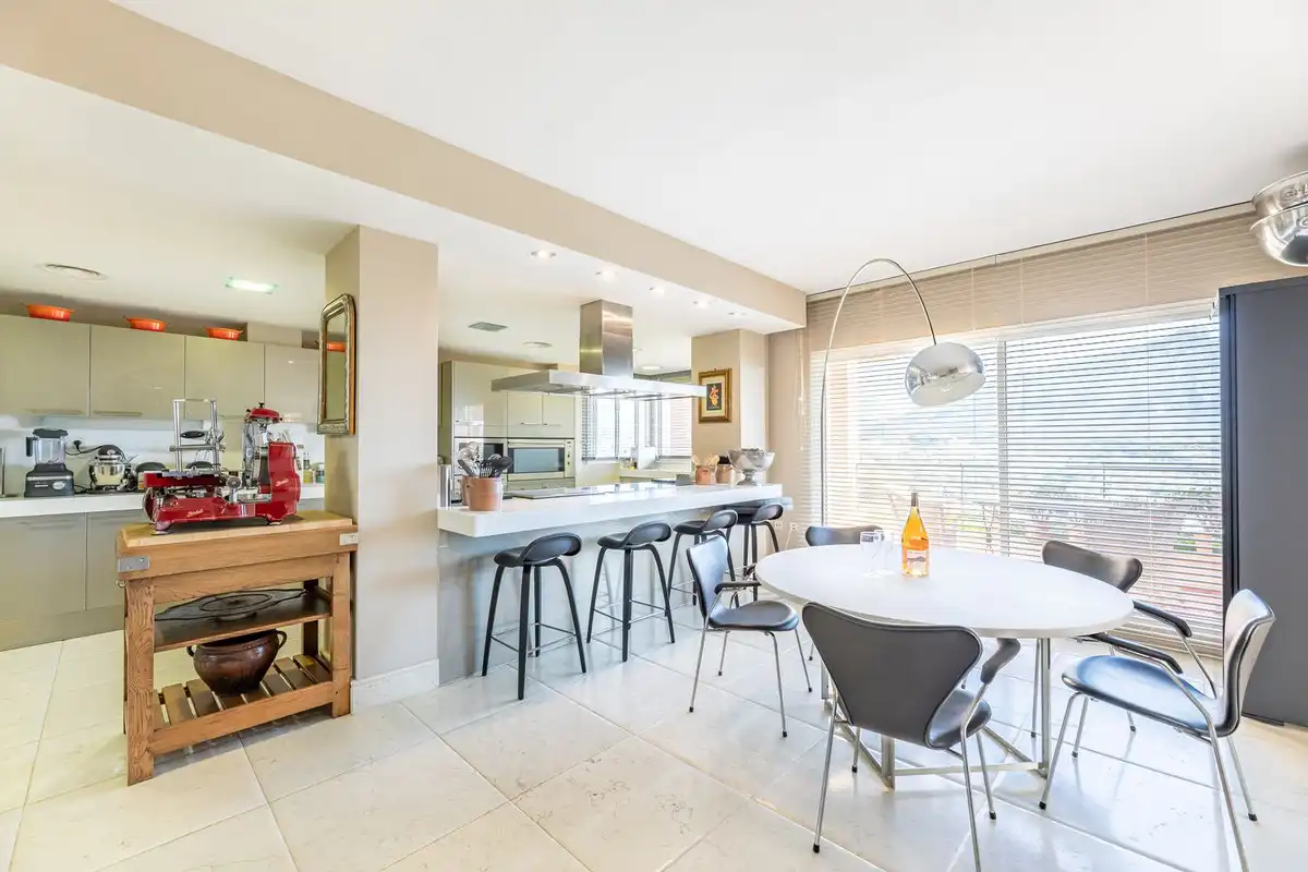 Cocina de Ático en venta en Marbella con Aire acondicionado, Terraza y TV