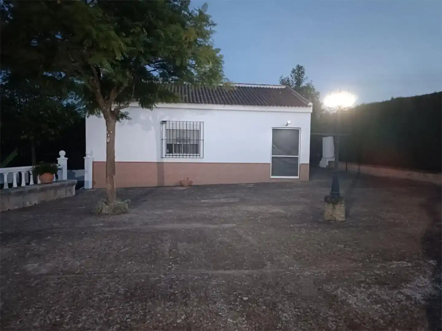 Vista exterior de Pis en venda en Castilblanco de los Arroyos amb Aire condicionat, Jardí privat i Piscina