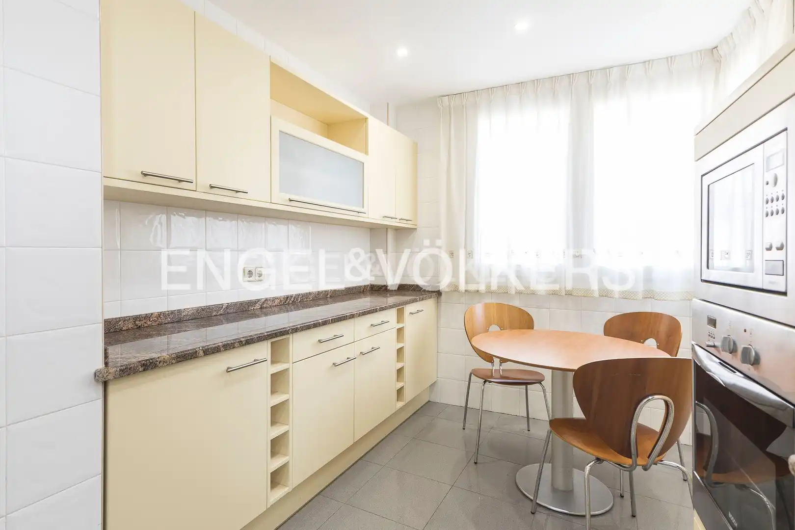 Kitchen of Houses for sale in Barcelona  with Air Conditioner, Heating and Private garden