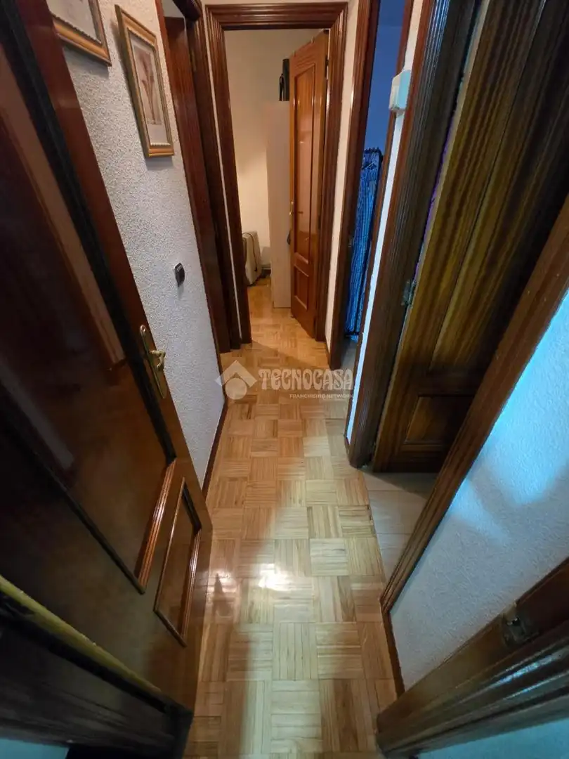 Piso en venta en Fuenlabrada con Aire acondicionado, Parquet y Terraza