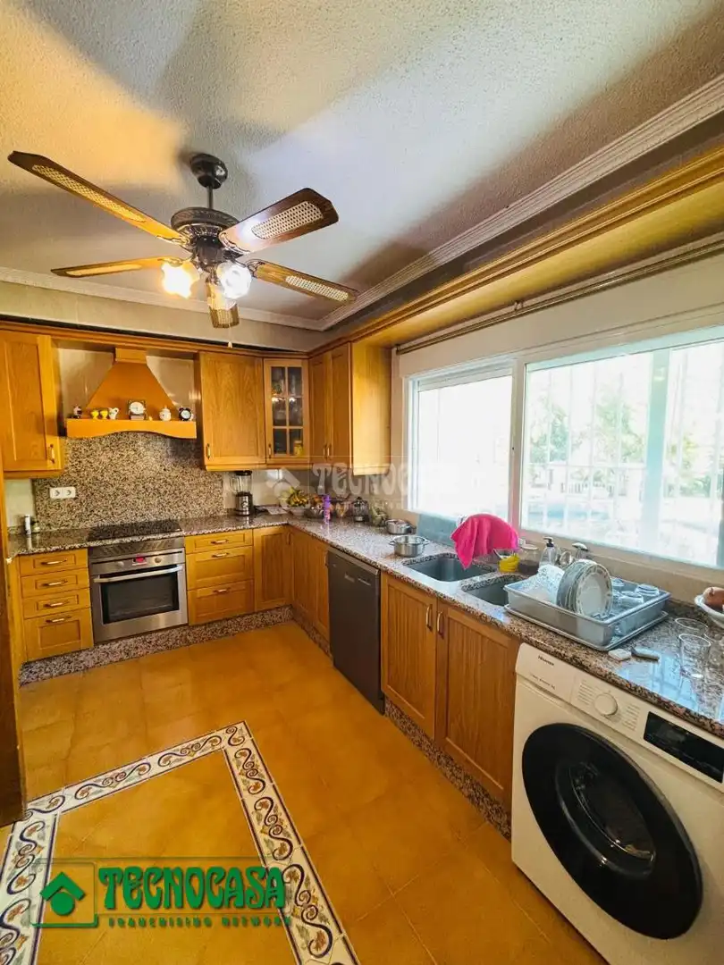 Cocina de Casa o chalet en venta en Casarrubios del Monte