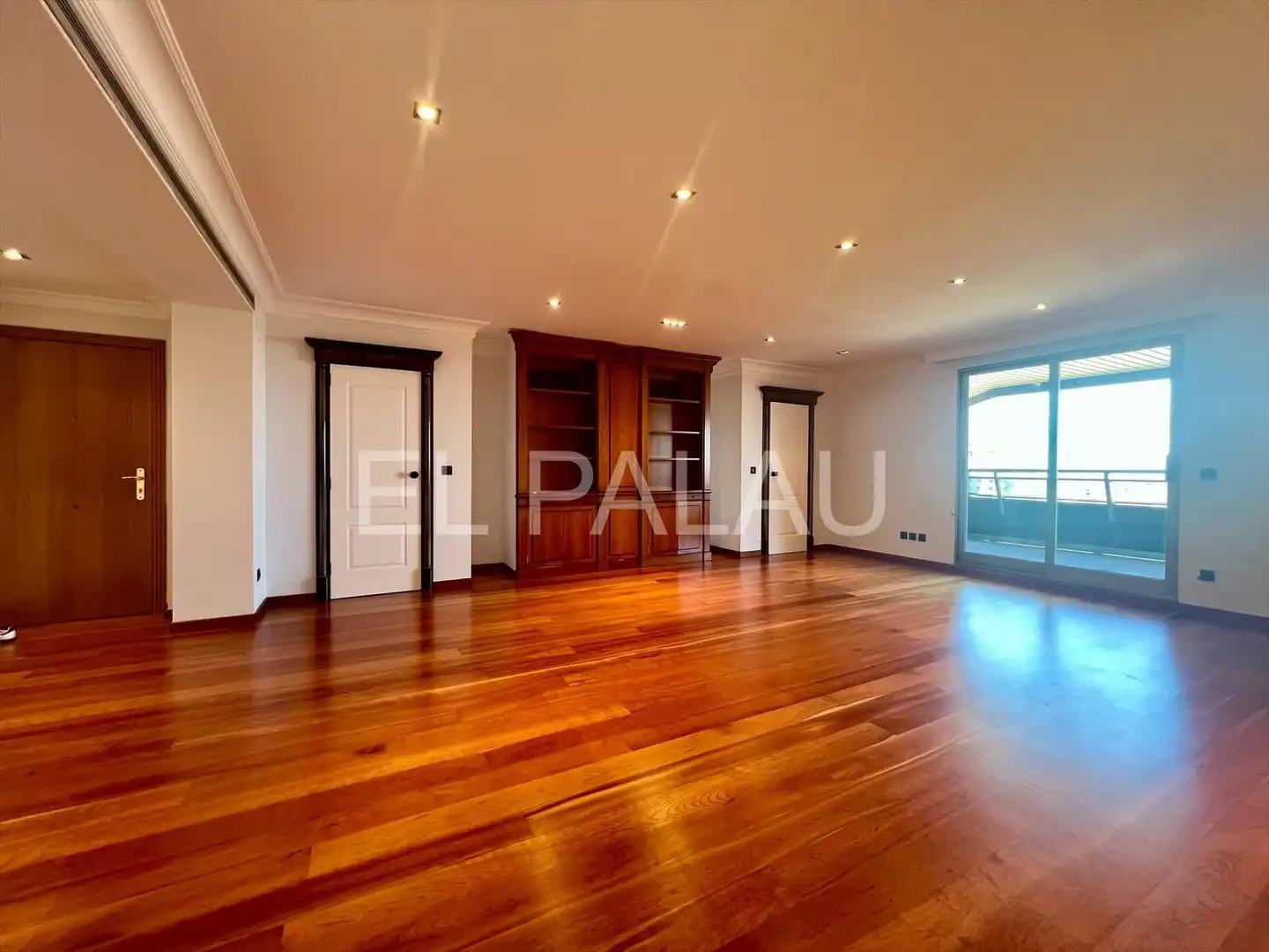 Sala de estar de Piso de alquiler en Valencia con Aire acondicionado, Calefacción y Parquet