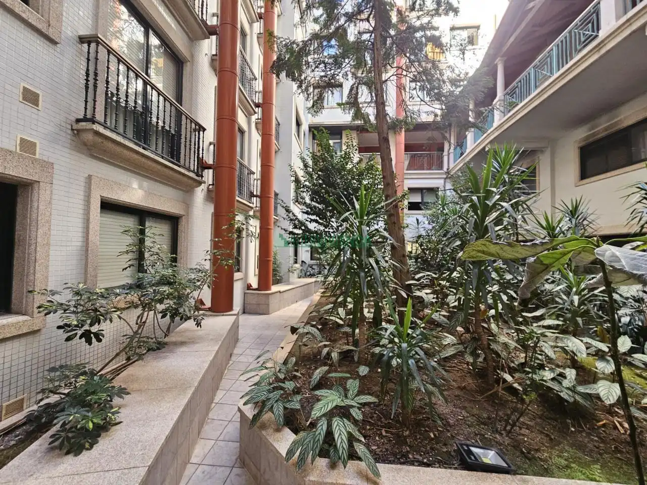 Vista exterior de Apartamento en venta en Vigo  con Calefacción y Parquet