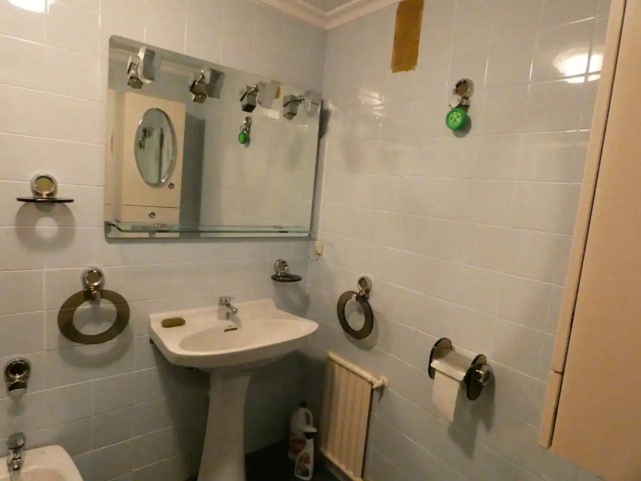 Baño de Piso de alquiler en Toledo con Aire acondicionado, Calefacción y Terraza