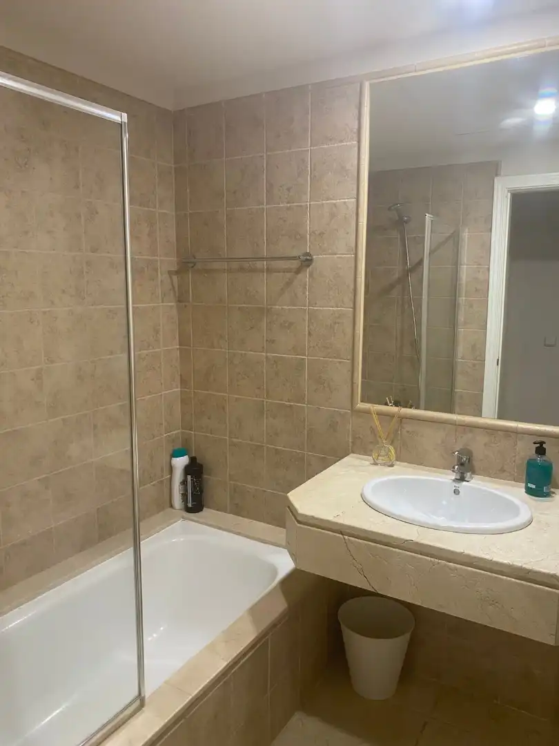 Piso con piscina en venta en Calle Pico Alcazaba 21, imagen 17